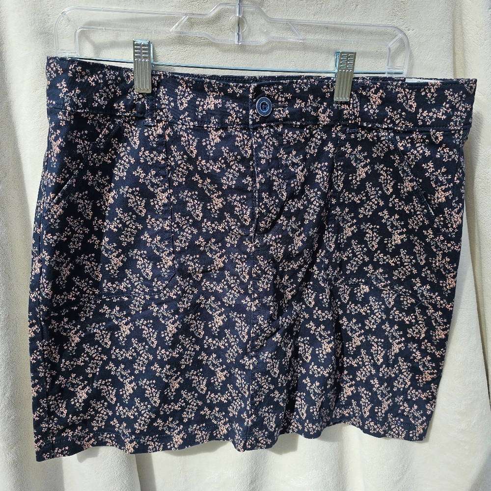 EUC Skort Lee Women's Size 10 Medium